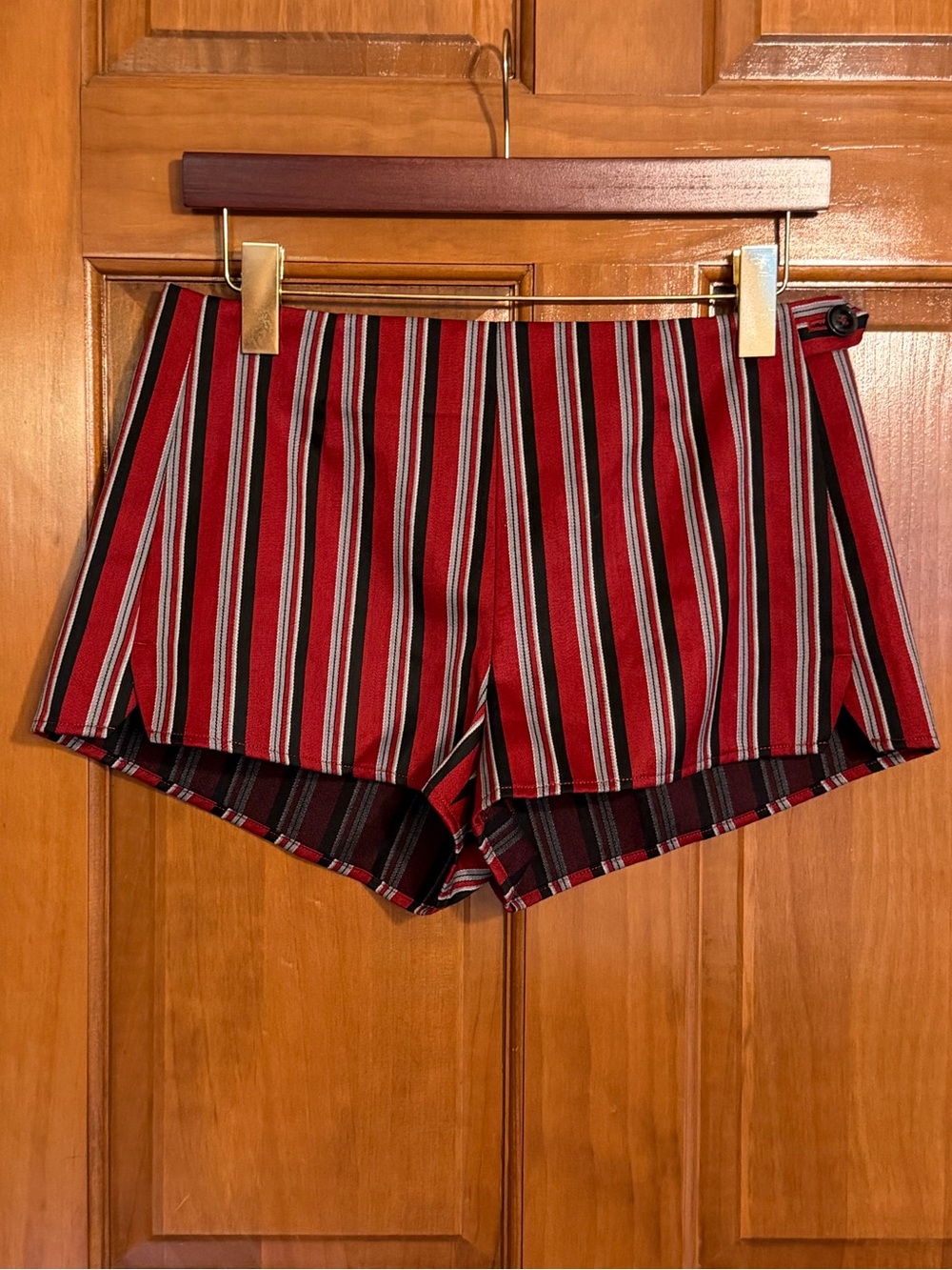 DOEN Rocco Short 6 - Picture 4 of 8